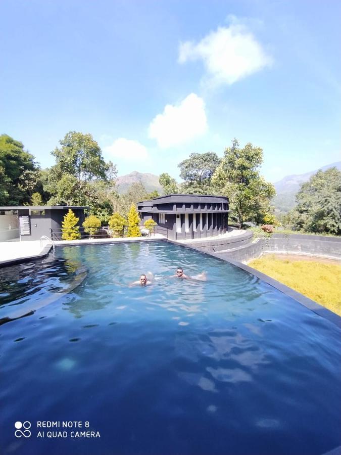 Sattva-The Awakening Garden Hotell Kakkadampoyil Eksteriør bilde